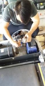 Cách sửa chữa máy chạy bộ điện hãy liên hệ với fitstudio